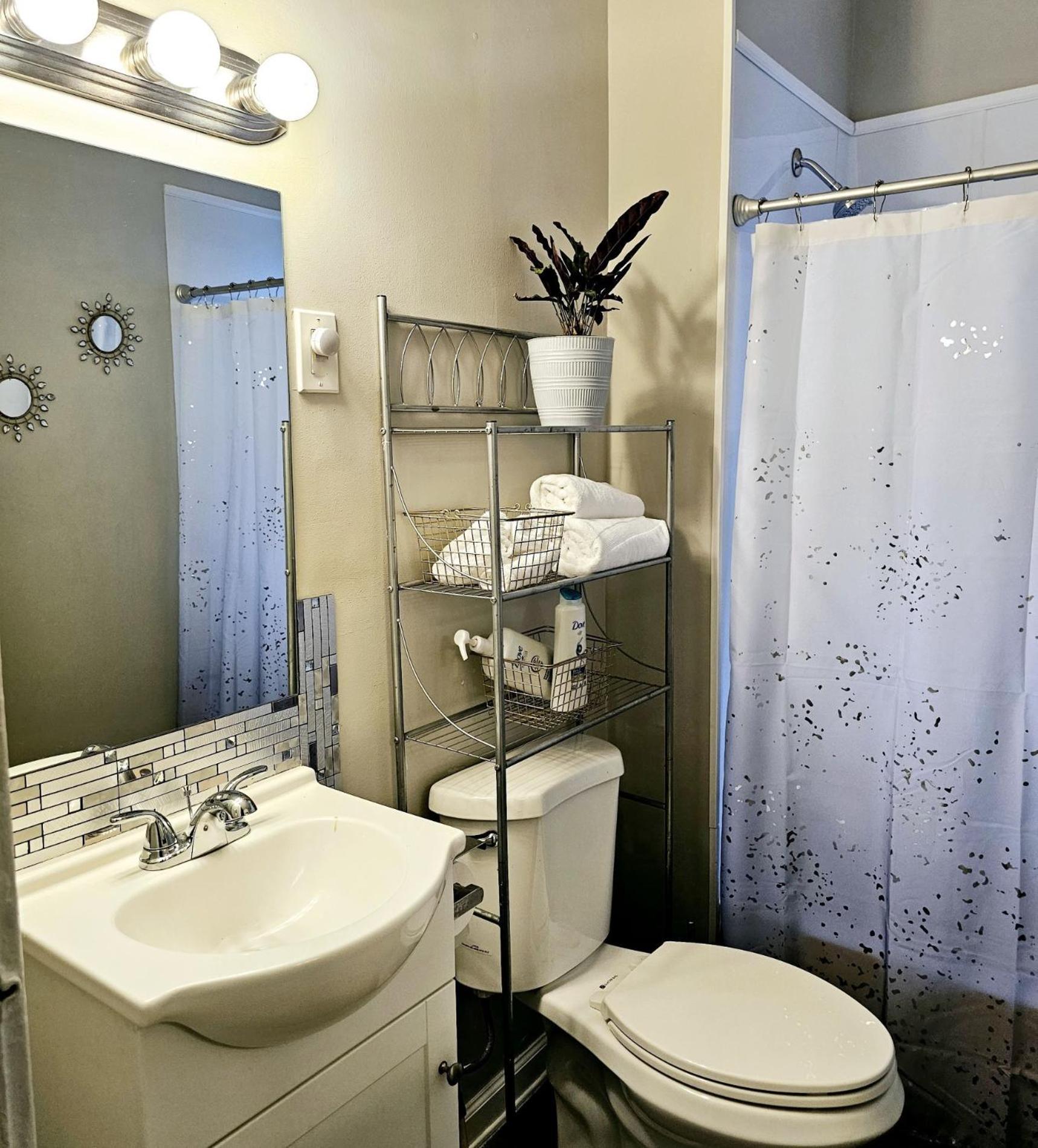 Villa Charming! Near Cle Clinic/Uh/Cwru/Dwntwn W/Porch Cleveland Exterior foto